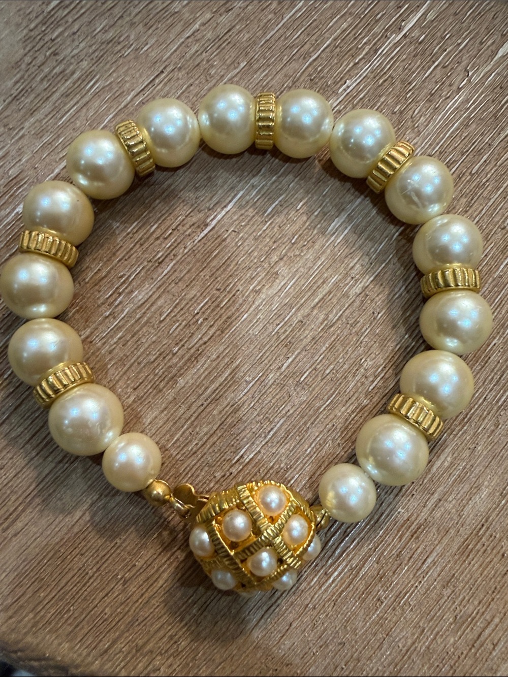 Gold Pearl Bead Stretch Bracelet